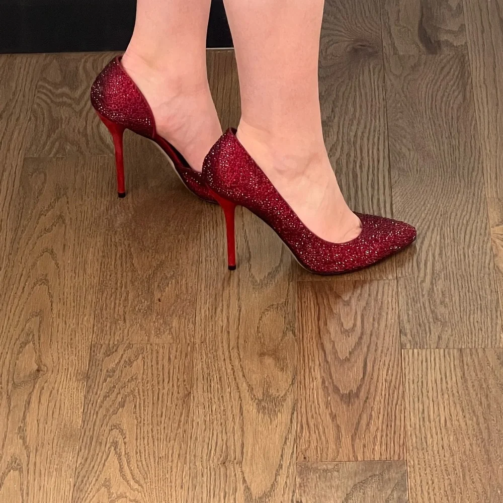 Gucci Red Crystal-Embellished Women's Heels - Picture 8 of 8